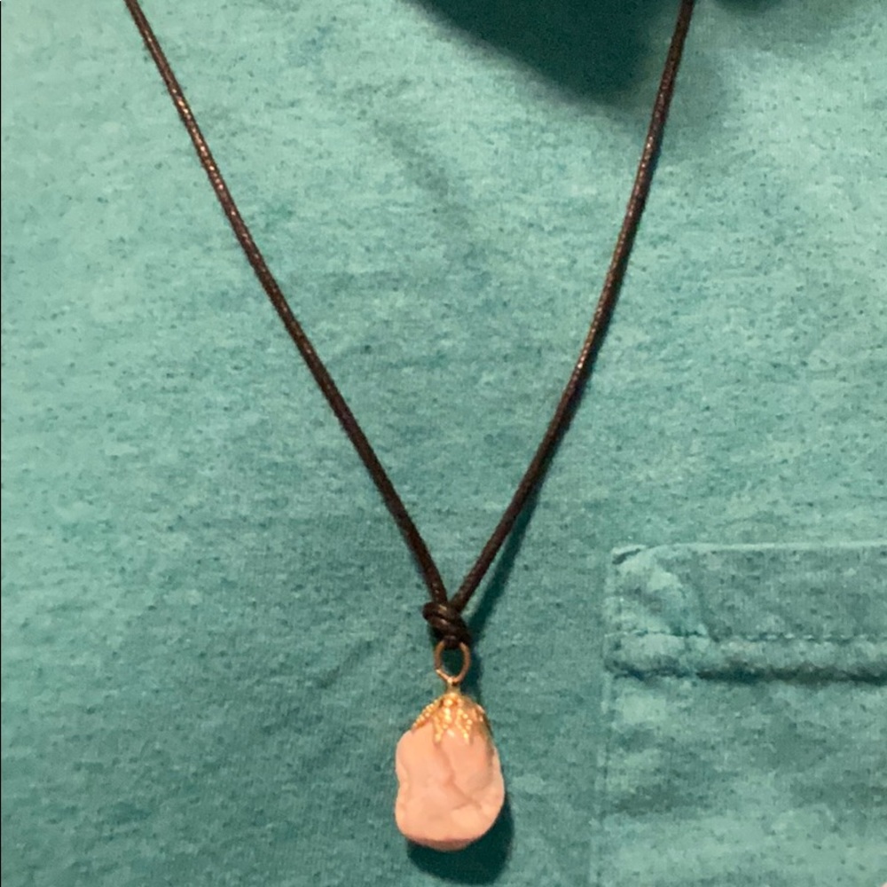 Pink rock necklace!🌺